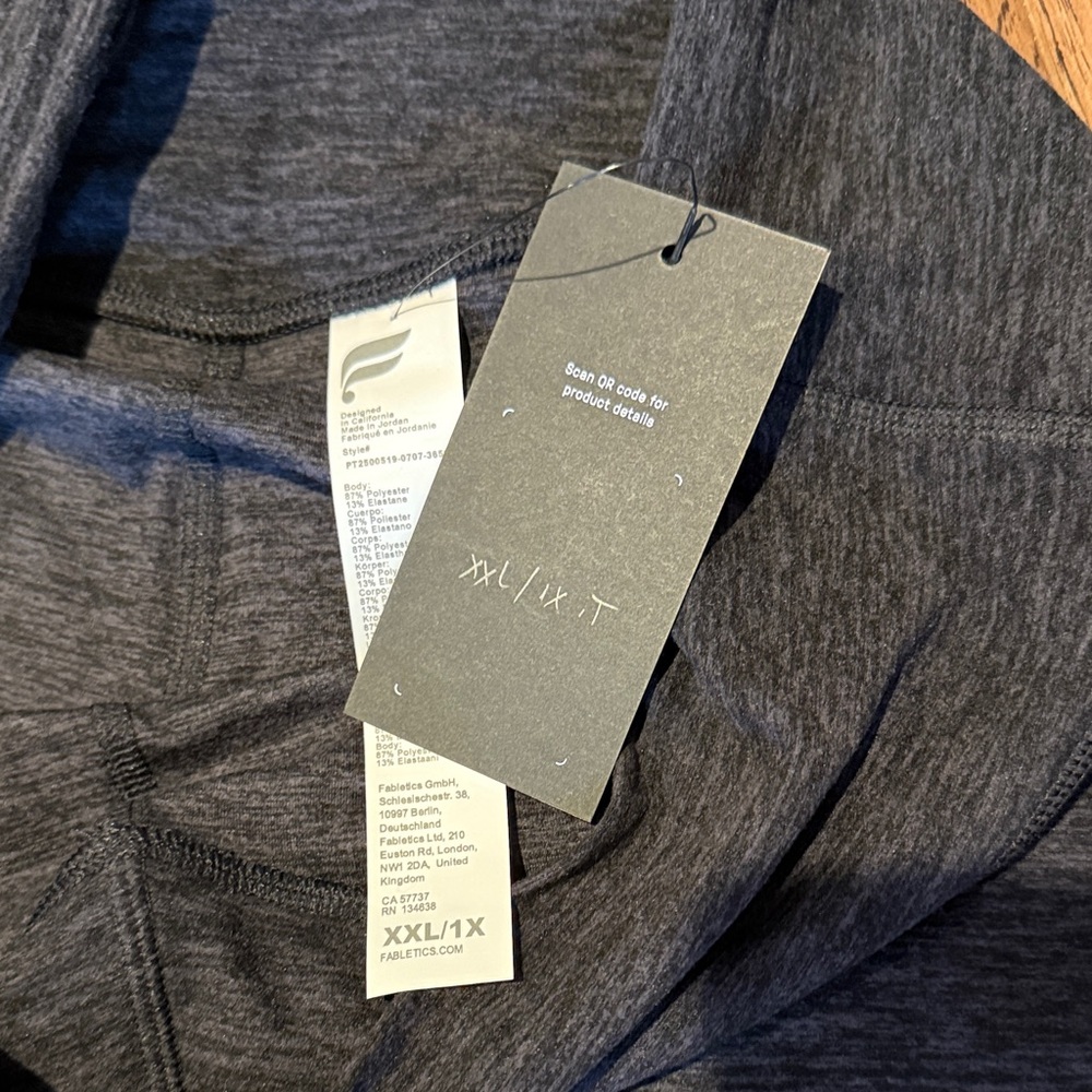 FABLETICS flare leggings - Picture 2 of 4